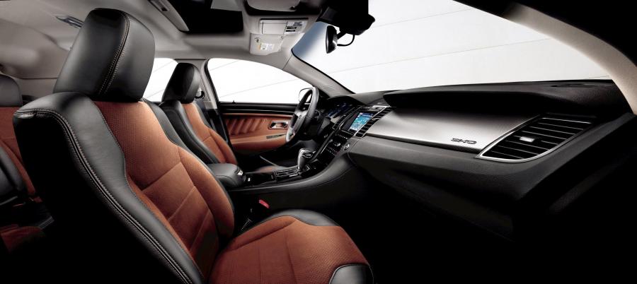  Ford Taurus SHO 2010 года  (фото 151 из 248)